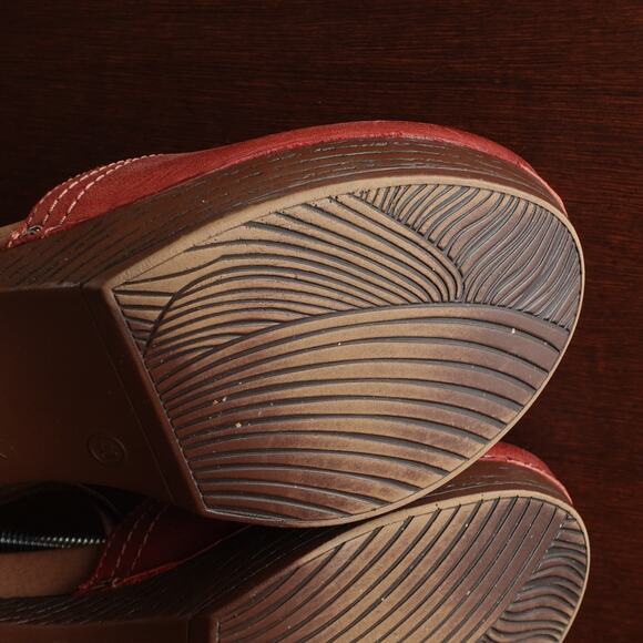 Dansko Shoes Womens SZ EU 40 US 9.5-10 Red Darlene Red Leather Mary Jane Heels - Picture 11 of 15